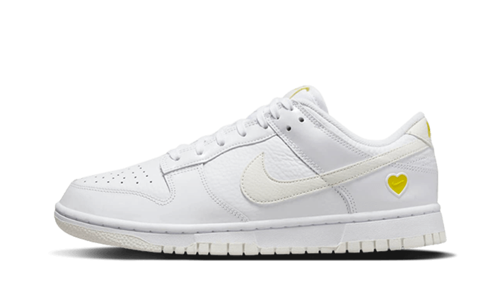 Nike Dunk Low Yellow Heart