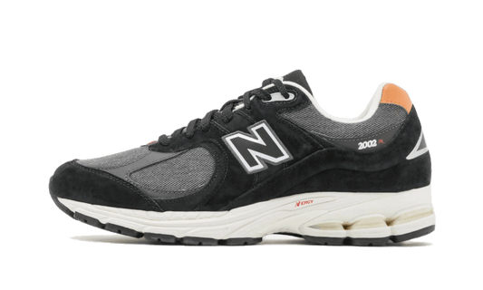 New Balance 2002R Black Sepia