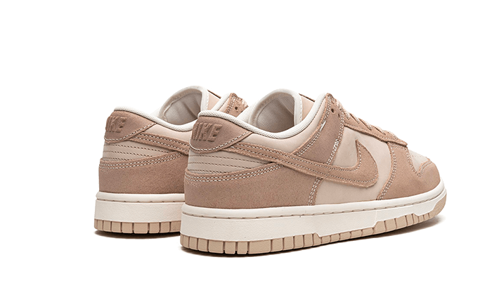 Nike Dunk Low SE Sanddrift