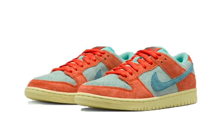 Nike SB Dunk Low Orange Emerald Rise